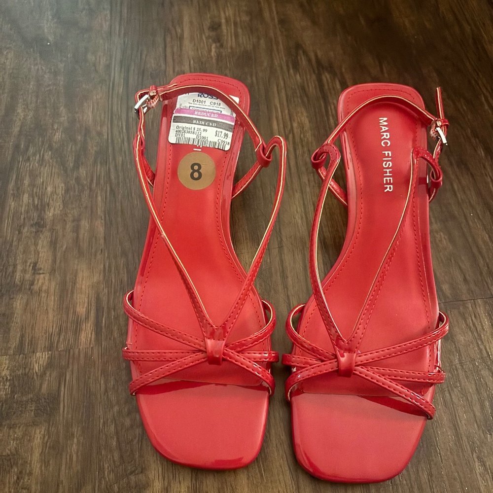 Marc fisher red kitten heels
